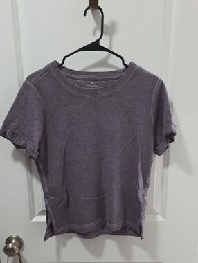 Athleta Heathered Lavender Short-Sleeve Tee
